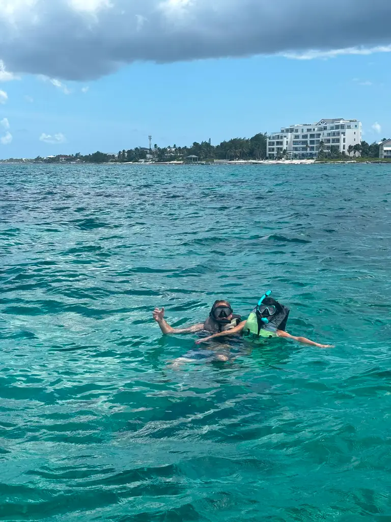 7 Secret Snorkel Spots Grand Cayman Visitors Love